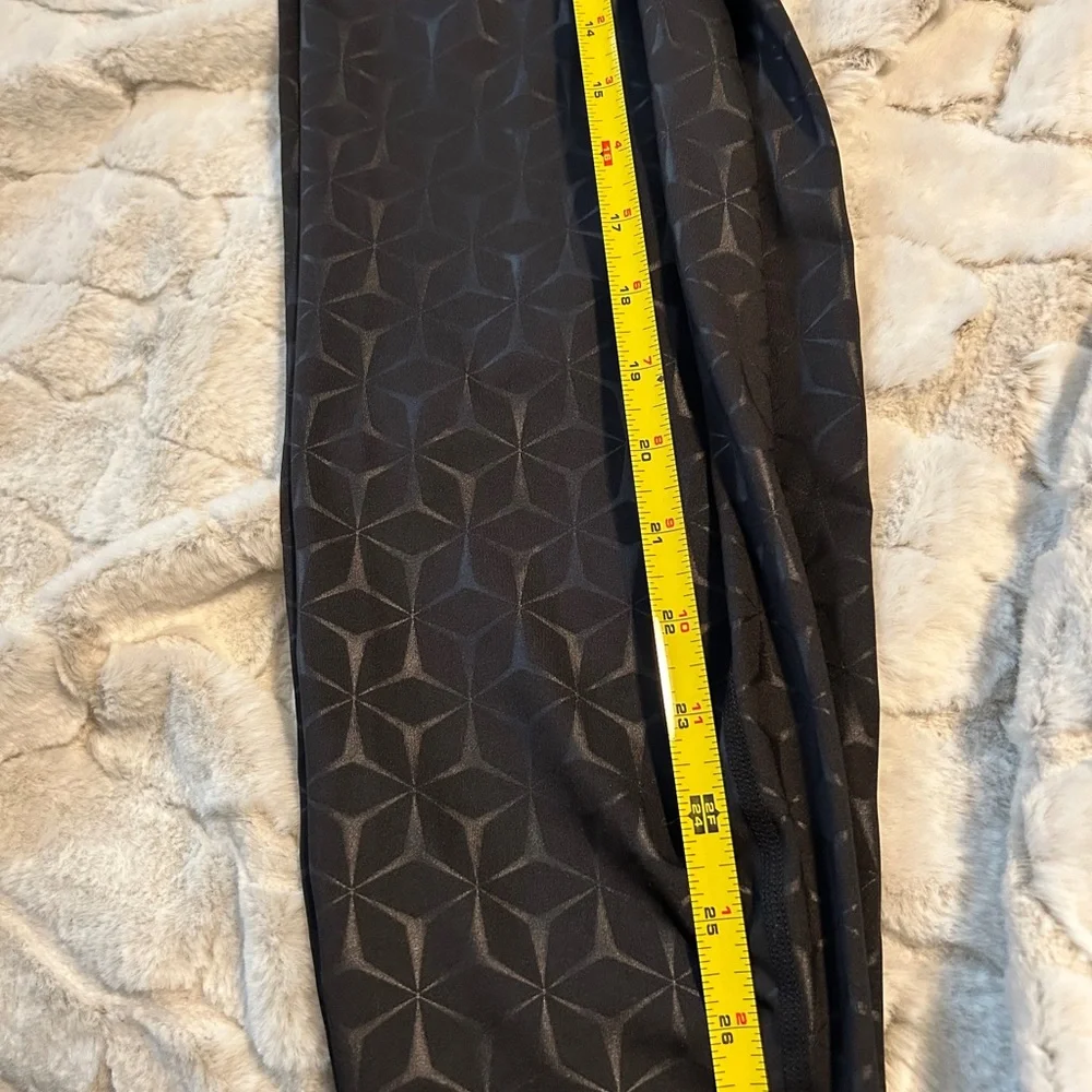 NWOT Xersion Workout Leggings - Picture 8 of 8